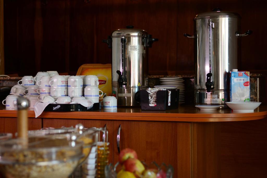 Hotel Select تولتشيا المظهر الخارجي الصورة