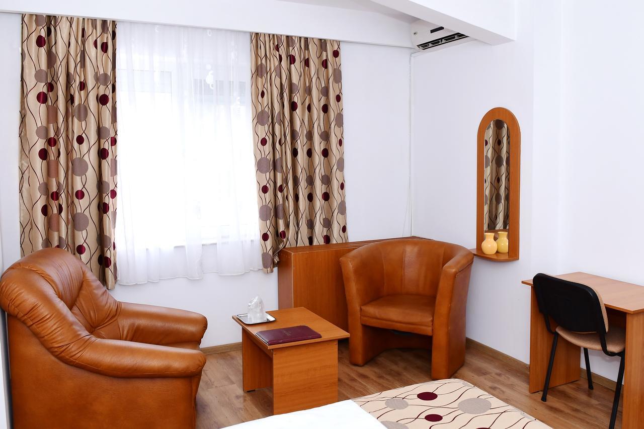 Hotel Select تولتشيا المظهر الخارجي الصورة